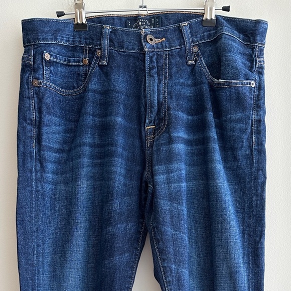 Lucky Brand 221 Original Straight Men's Classic Blue Jeans, Size W32 L32 - Picture 5 of 16